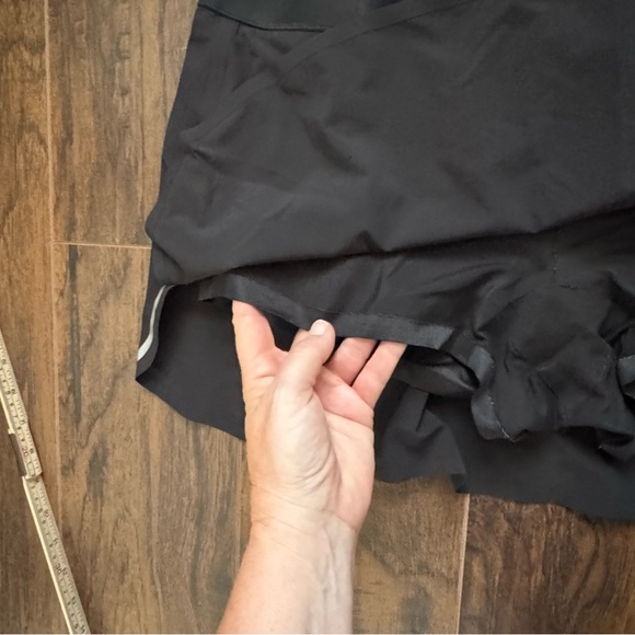 Brooks Large Black Athletic Skort - Picture 9 of 9